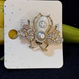 Fashion Jewelry Gold Tone with Faux White on White Pearl and Crystal Bee Brooch